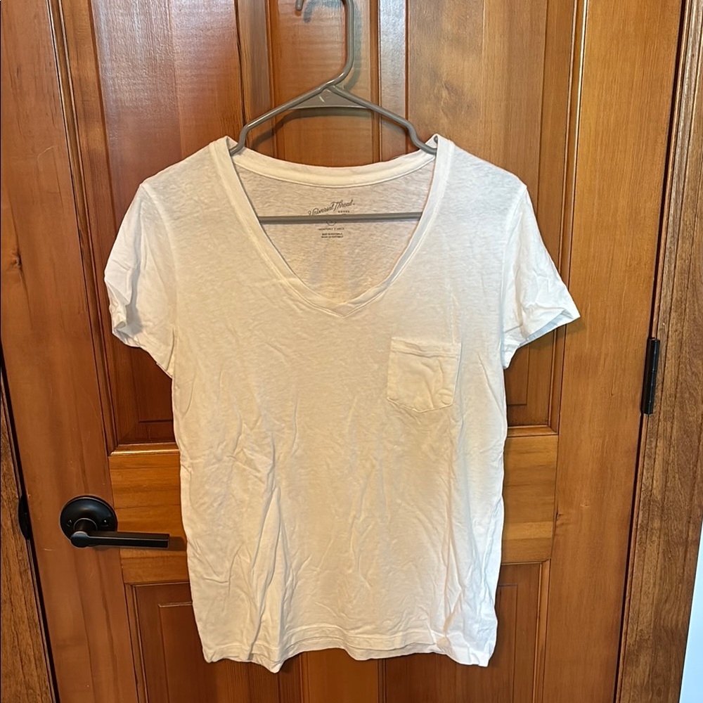 Universal Thread White V-Neck Tee